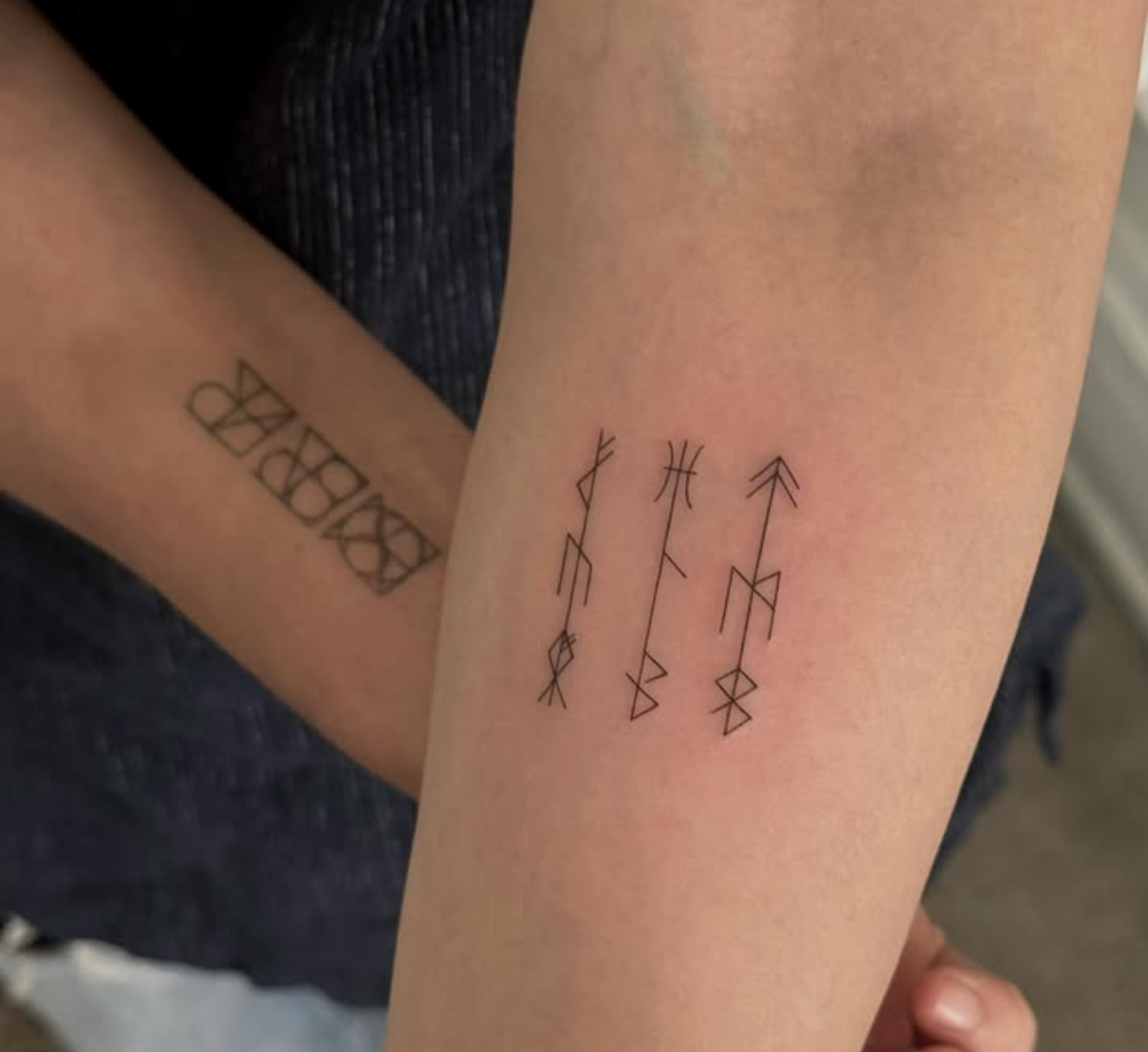 how long fine line tattoo